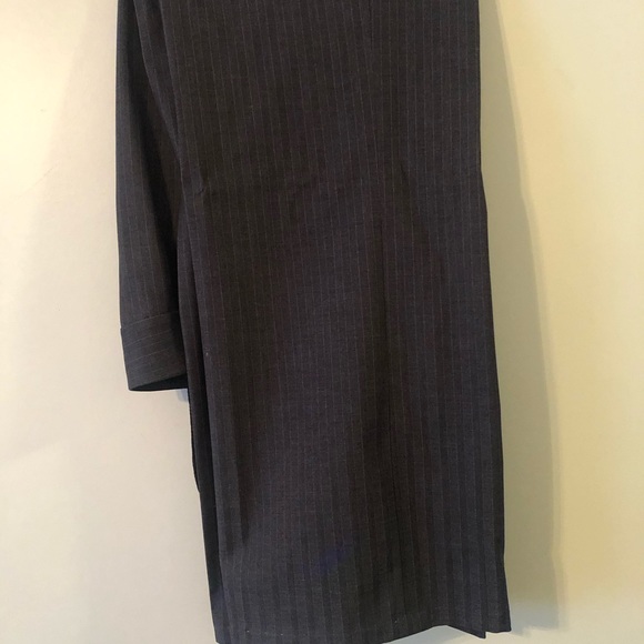 Women’s suit from Jones New York - Picture 2 of 4